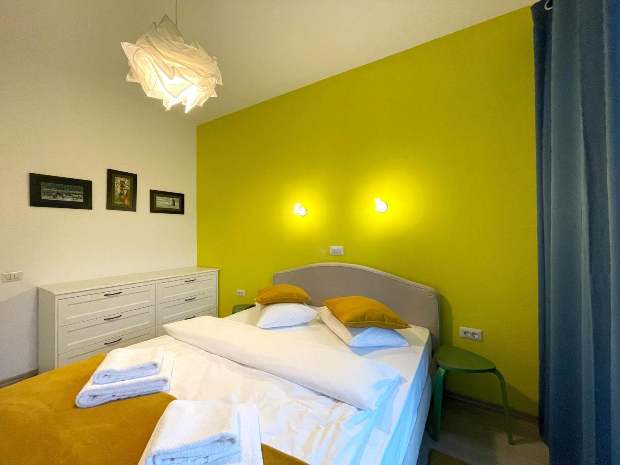 Cozy Riverfront Apartments With Garden And Mountain View Buşteni Exterior foto